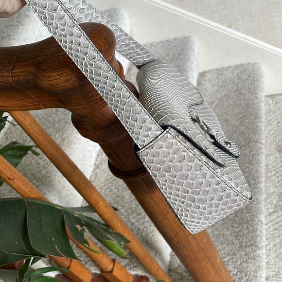 Guess Snakeskin Y2K 90s Shoulder Purse - Picture 9 of 16